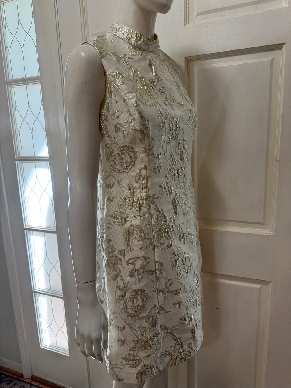 Aidan Mattox Ivory Metallic Floral Jacquard Mini Dress Size 6 - Picture 9 of 16